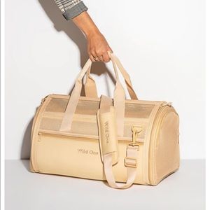 Wild one Travel Carrier - tan